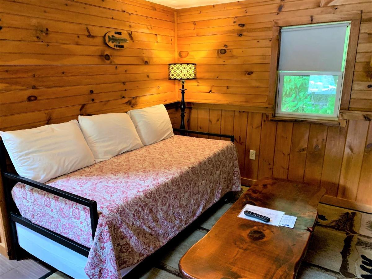 Pine Crest Motel & Cabins Barton Zewnętrze zdjęcie