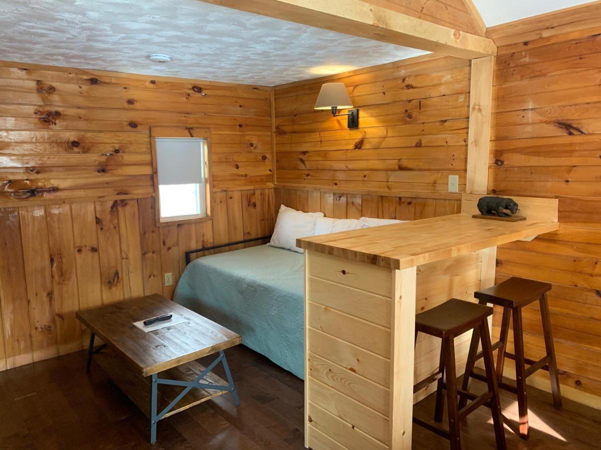 Pine Crest Motel & Cabins Barton Zewnętrze zdjęcie