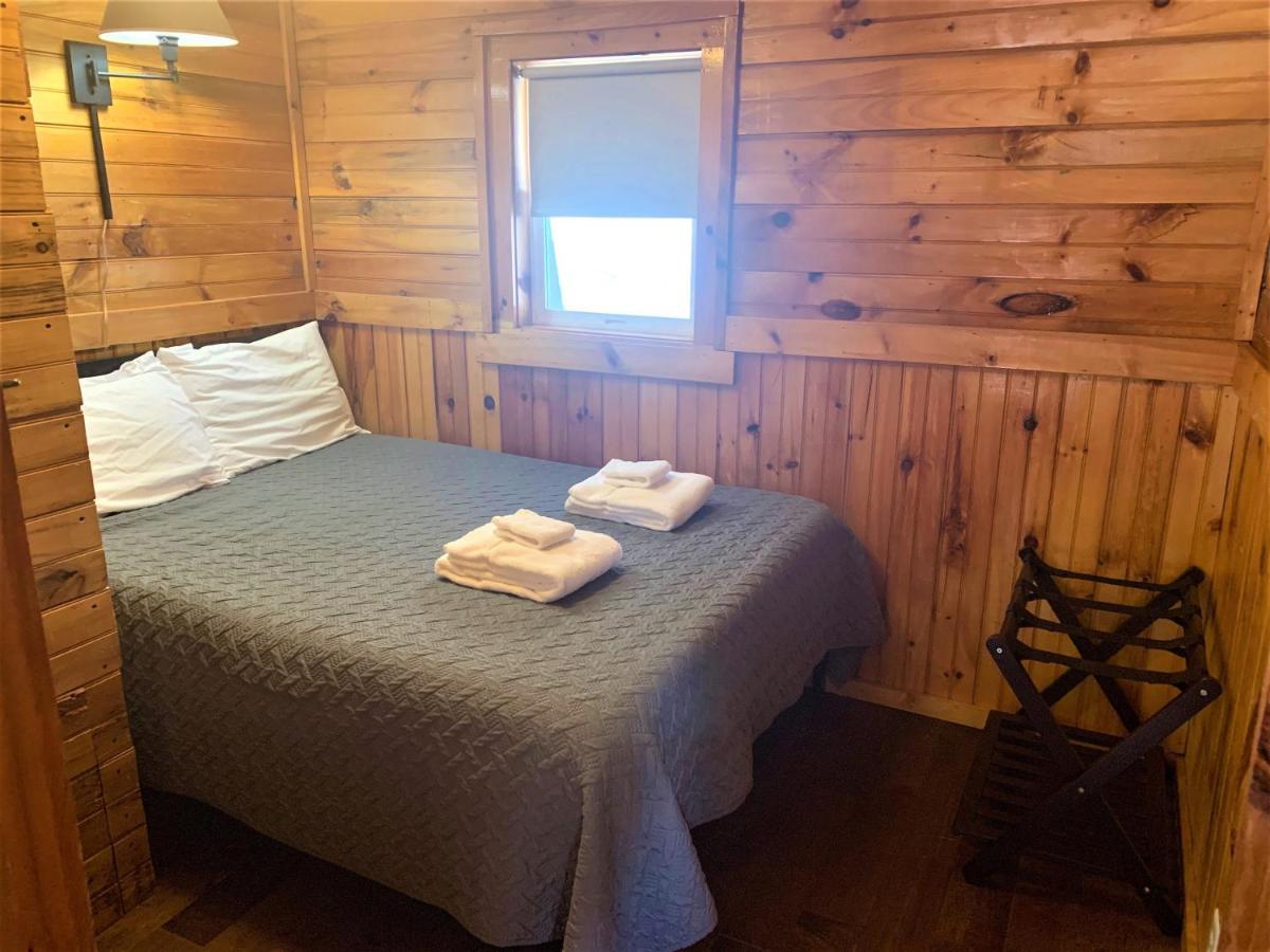 Pine Crest Motel & Cabins Barton Zewnętrze zdjęcie